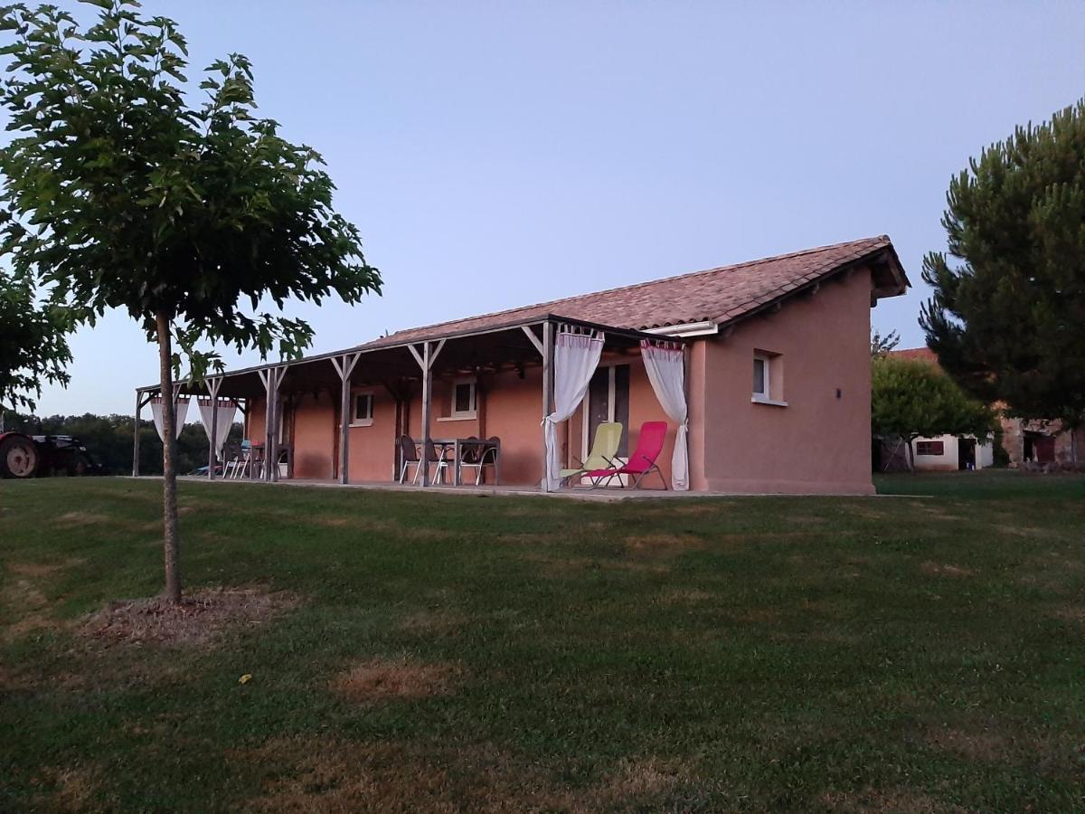 Gite Equestre Domaine Des Crins - Monpazier Capdrot Eksteriør billede