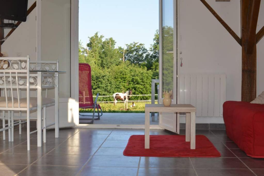 Gite Equestre Domaine Des Crins - Monpazier Capdrot Eksteriør billede
