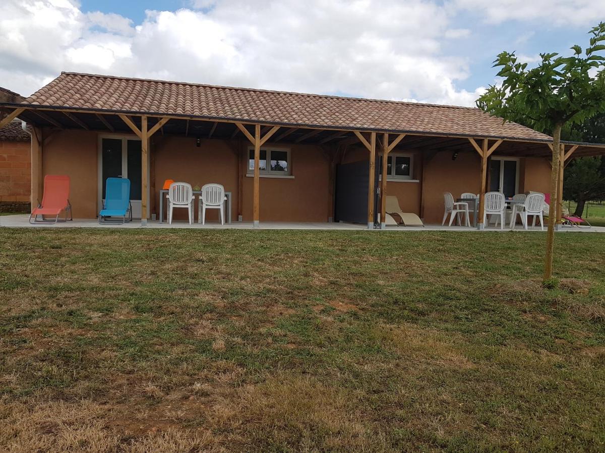 Gite Equestre Domaine Des Crins - Monpazier Capdrot Eksteriør billede